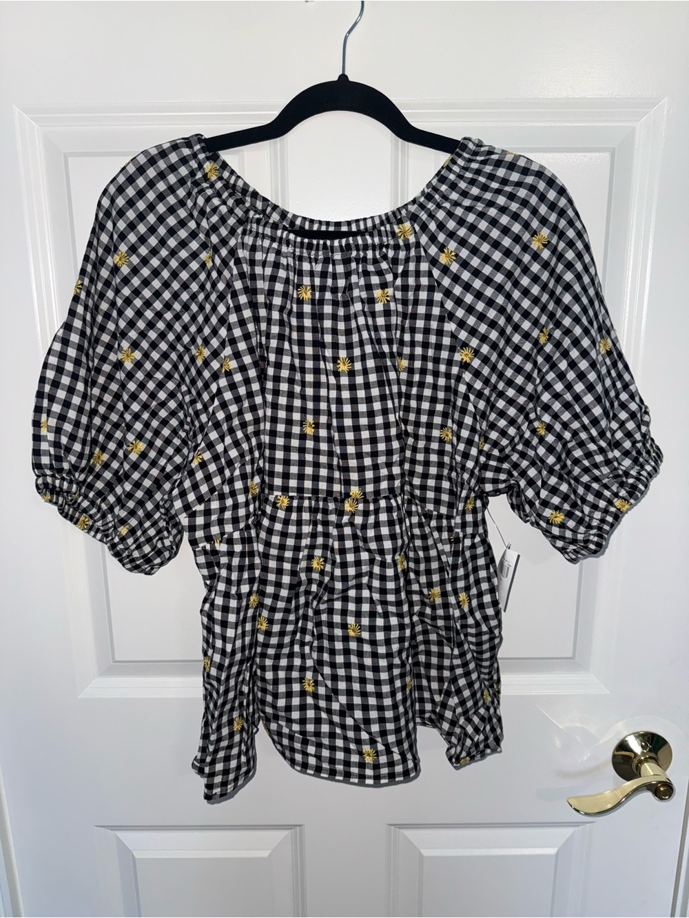 NWT Old Navy Top Gingham Flowers